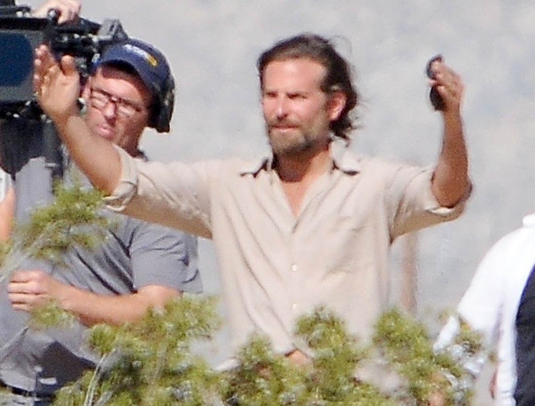 Bradley Cooper on the set of A Star is Born as synopsis for film is released1100 x 835