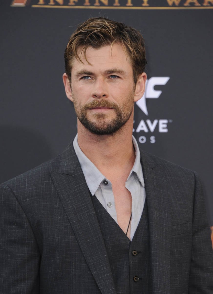 Chris Hemsworth demoted from top of Chris Rankings list in bland suit