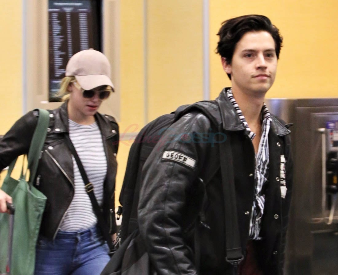 Riverdale's Cole Sprouse and Lili Reinhart arrive in Vancouver together