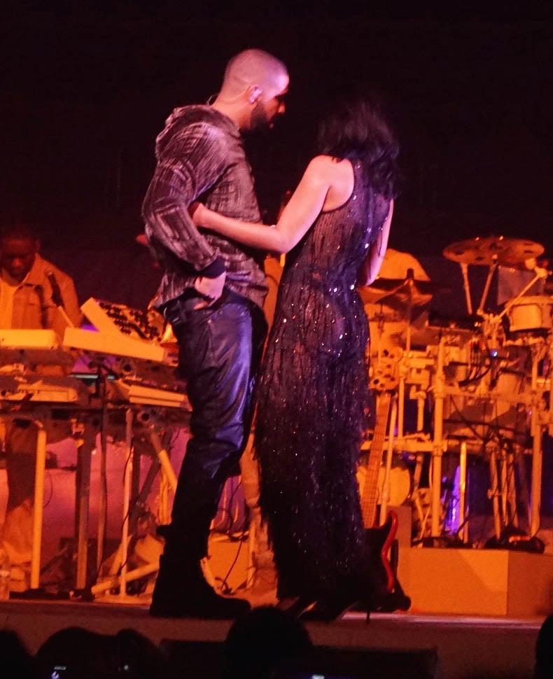 Rihanna And Drake Perform Together In Miami During Rihanna S Anti Tour Lainey Gossip