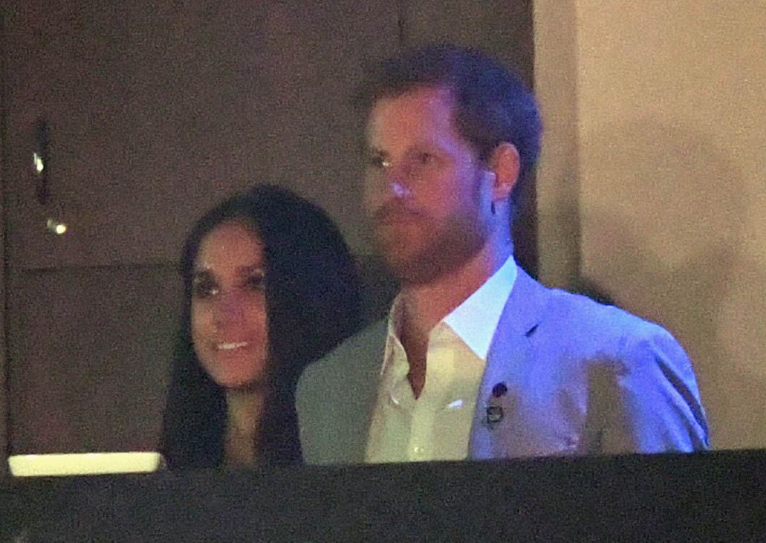 Prince Harry and Meghan Markle kiss and cuddle at Invictus Games closing ceremony1100 x 780