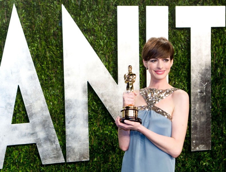 Anne Hathaway wins Supporting Actress Oscar and annoys everyoneLainey