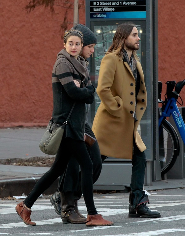 Is Shailene Woodley Pregnant Lesbian Couples With Man