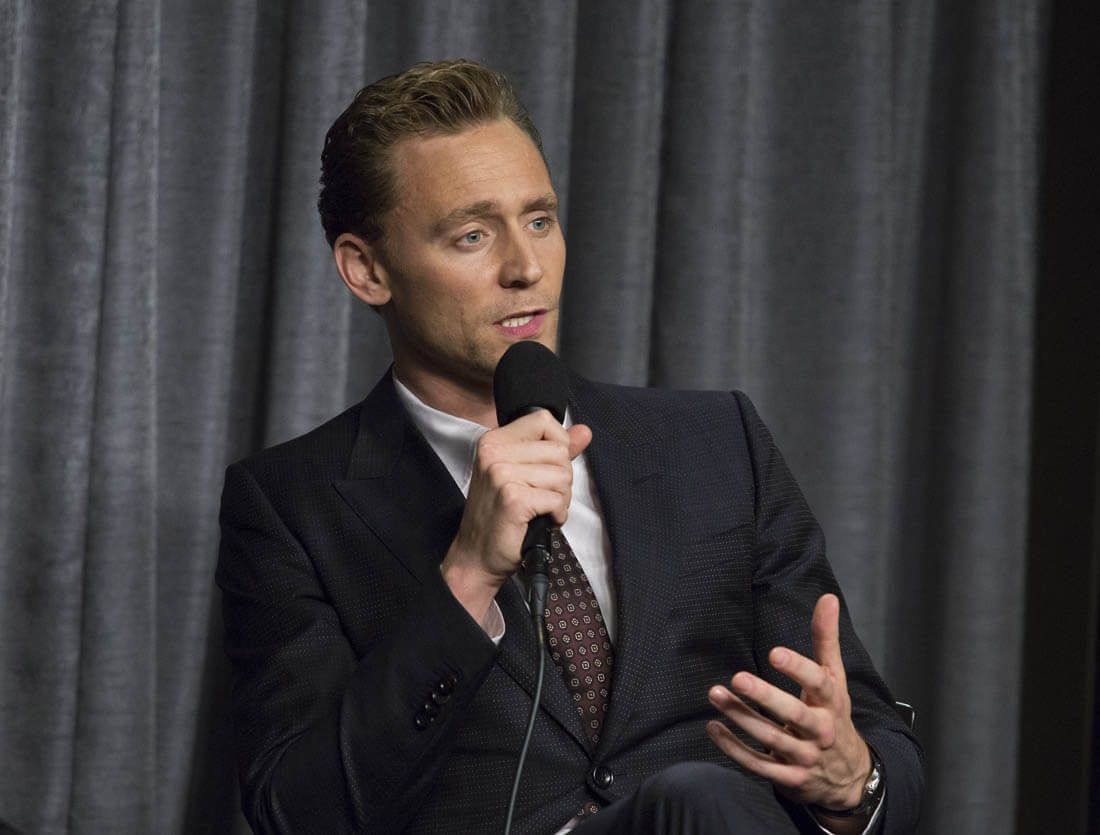 Tom Hiddleston's good humour as he's named Rear of the Year for his ass in The Night ...