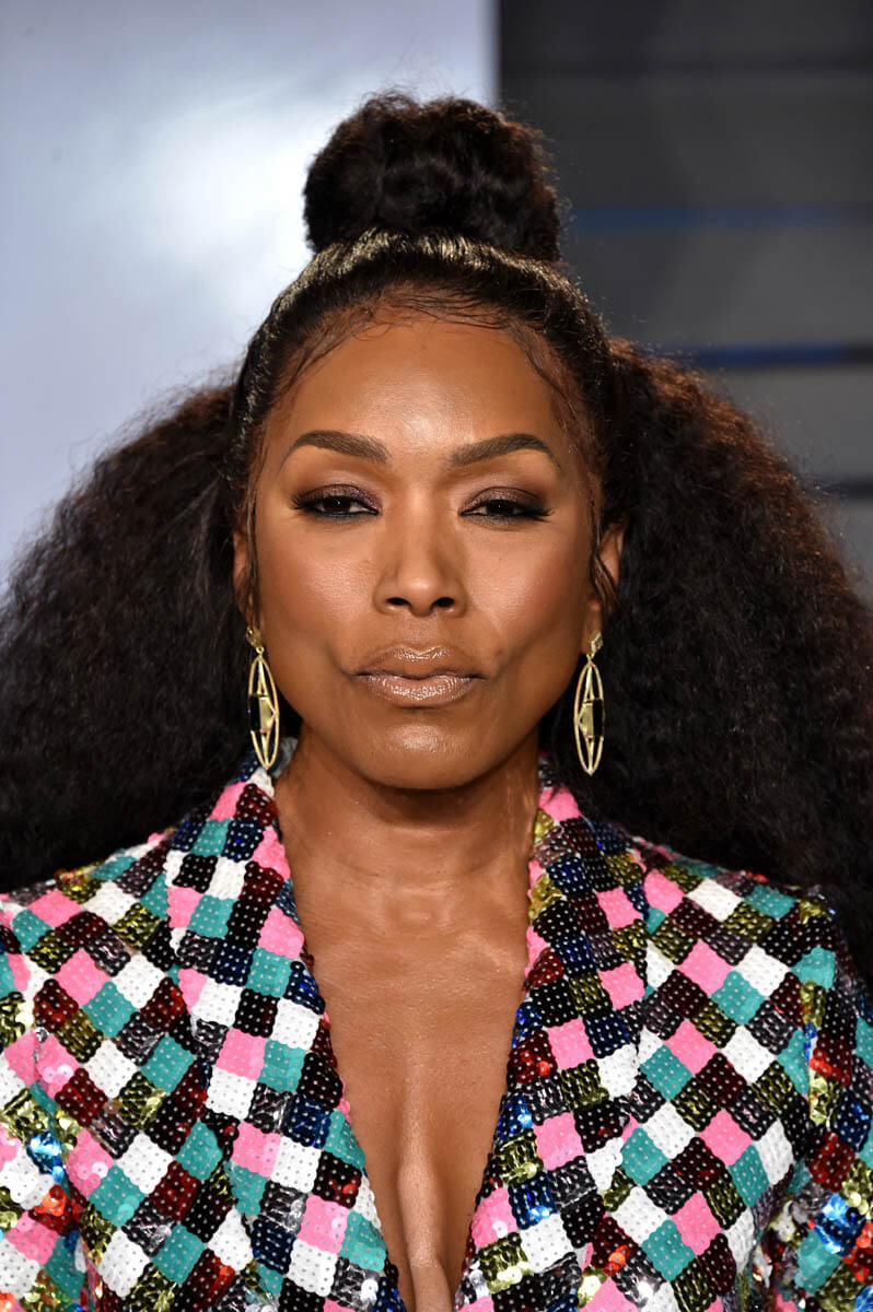 Angela Bassett in sequins at the 2018 VF Oscar party