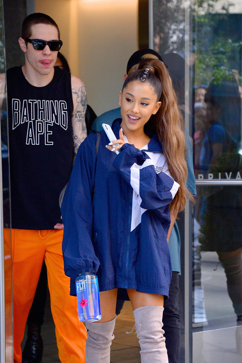 Ariana Grande shows her work in response to Pete Davidson's joke about ...