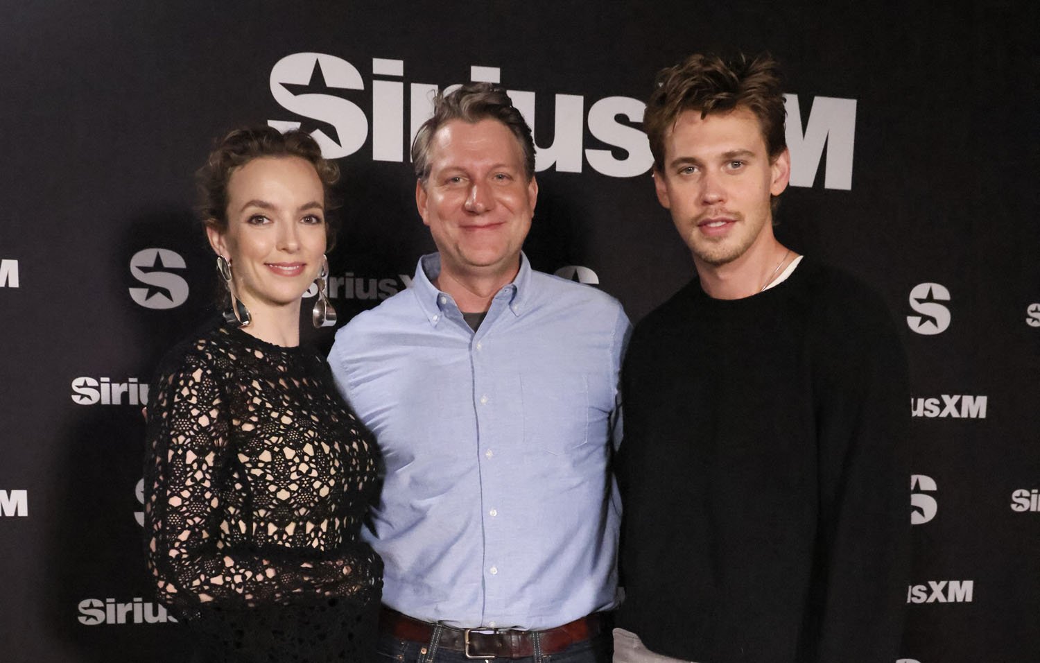 Austin Butler and Jodie Comer hit the road for The Bikeriders on The ...