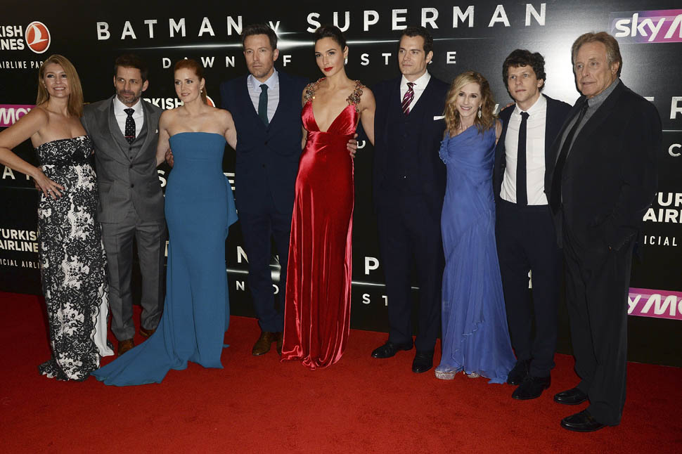 Batman v Superman: Dawn of Justice movie review|Lainey Gossip Entertainment  Update