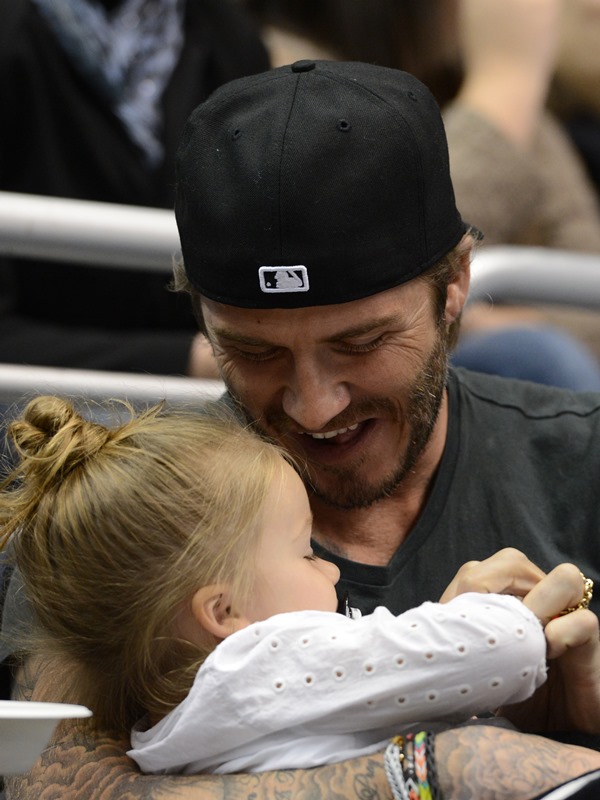 David Beckham and the kids at LA Kings game|Lainey Gossip Entertainment ...
