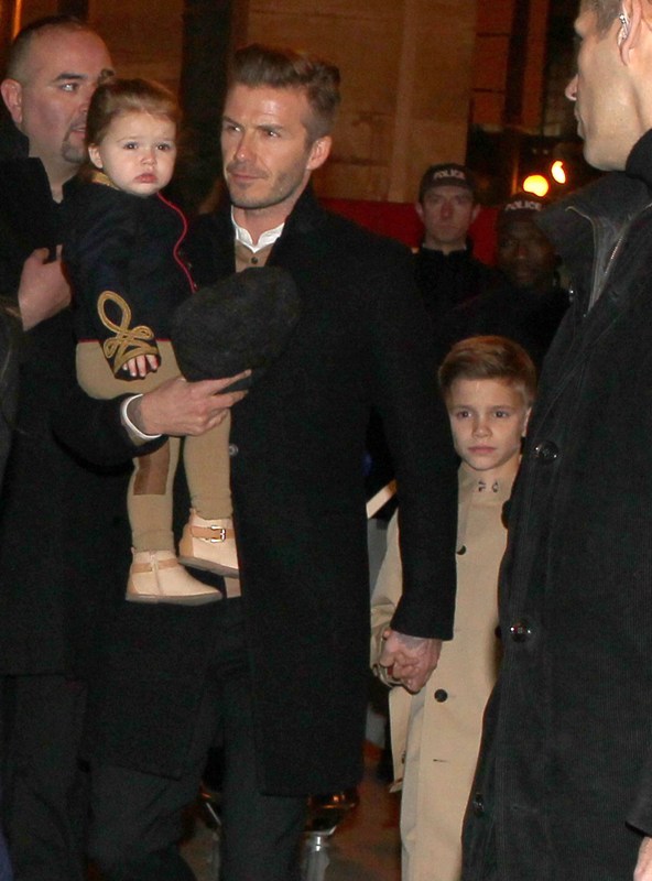 The Beckhams arrive in Paris ahead of Fashion Week|Lainey Gossip ...