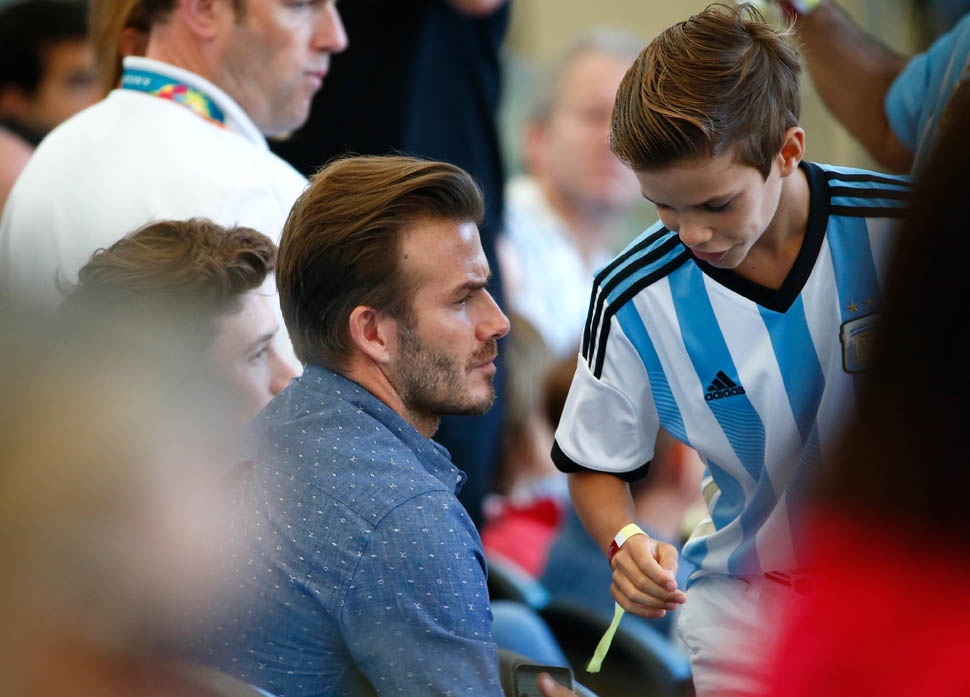 David Beckham and sons at World Cup final in Brazil|Lainey Gossip ...