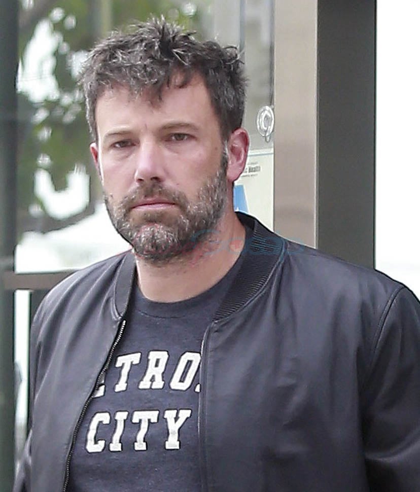 Ben Affleck and Jennifer Garner's breakup covers PEOPLE and US Weekly ...