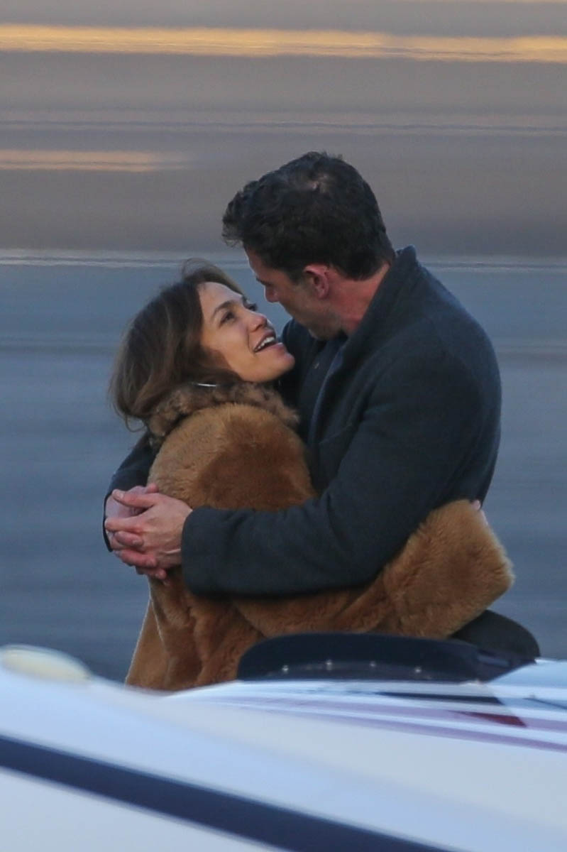 Jennifer Lopez and Ben Affleck Share Warm Embrace at the Airport