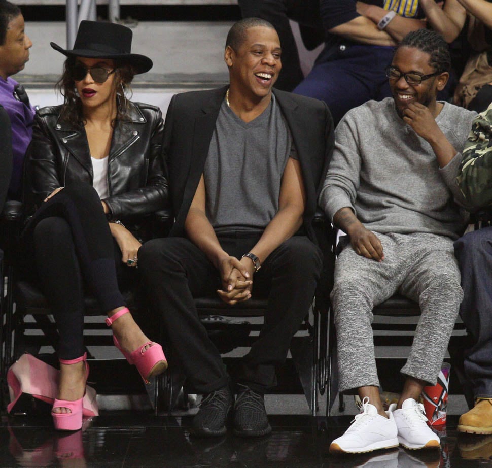 Beyoncé, Jay Z, and Kendrick Lamar sit courtside at Clippers game in LA ...