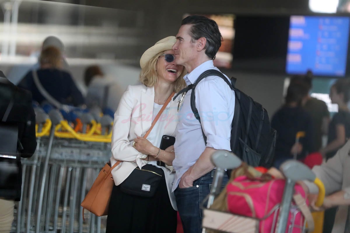 Naomi Watts and Billy Crudup look happy together in Paris
