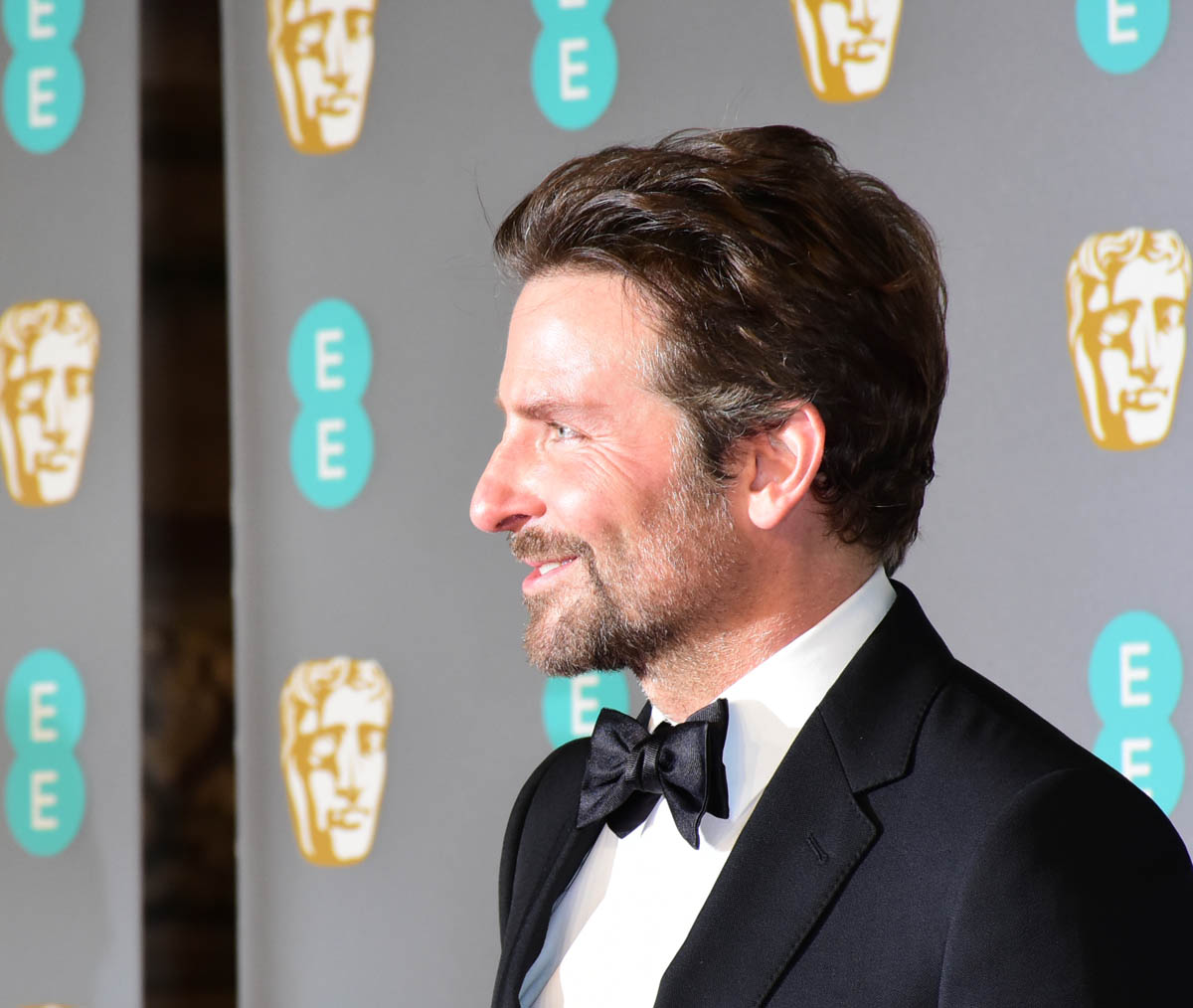 Bradley Cooper thanks Irina Shayk in BAFTA acceptance speech1200 x 1014