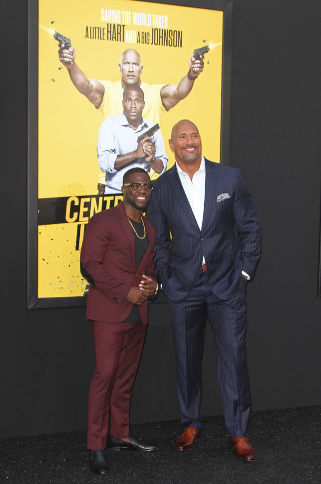 ¿Cuánto mide Kevin Hart? - Altura - Real height Central-intelligence-review-30jun16-08
