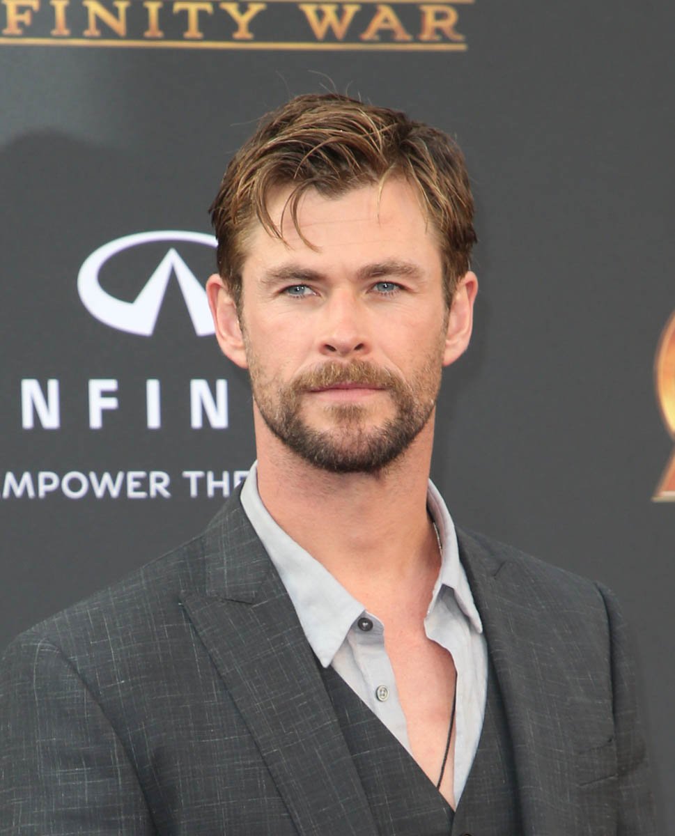 Chris Hemsworth demoted from top of Chris Rankings list in bland suit ...