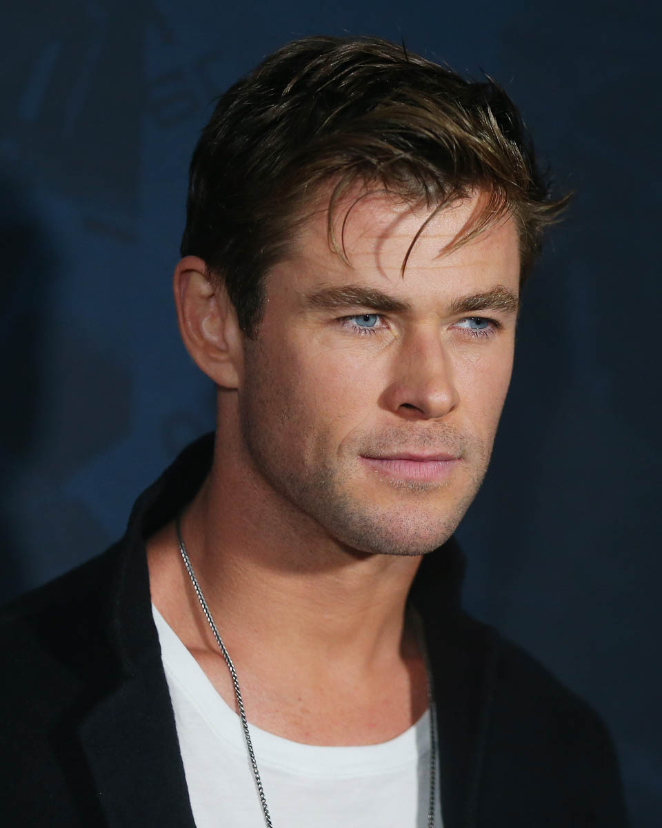 Chris Hemsworth is the bad guy in Bad Times at the El 