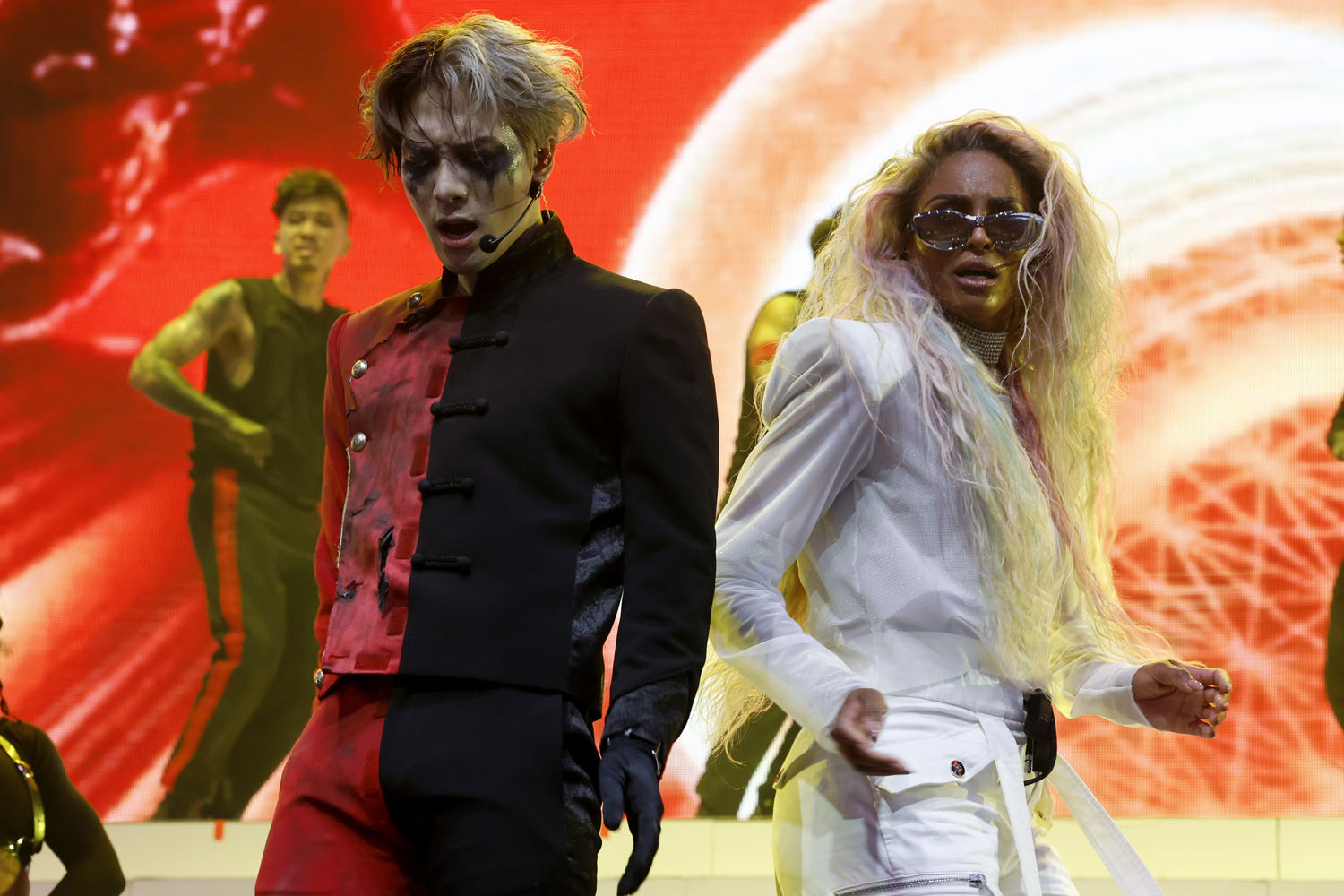 Jackson Wang and Ciara gave great choreo on stage together at Coachella  before announcing collaboration