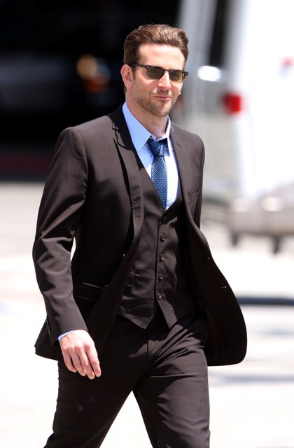 Bradley Cooper looks great in a suit on the set of Valentines Day