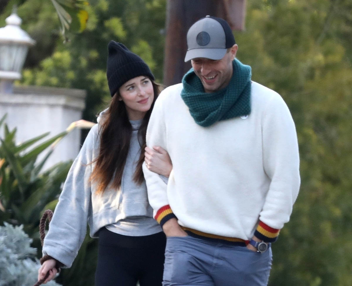 Dakota Johnson And Chris Martin