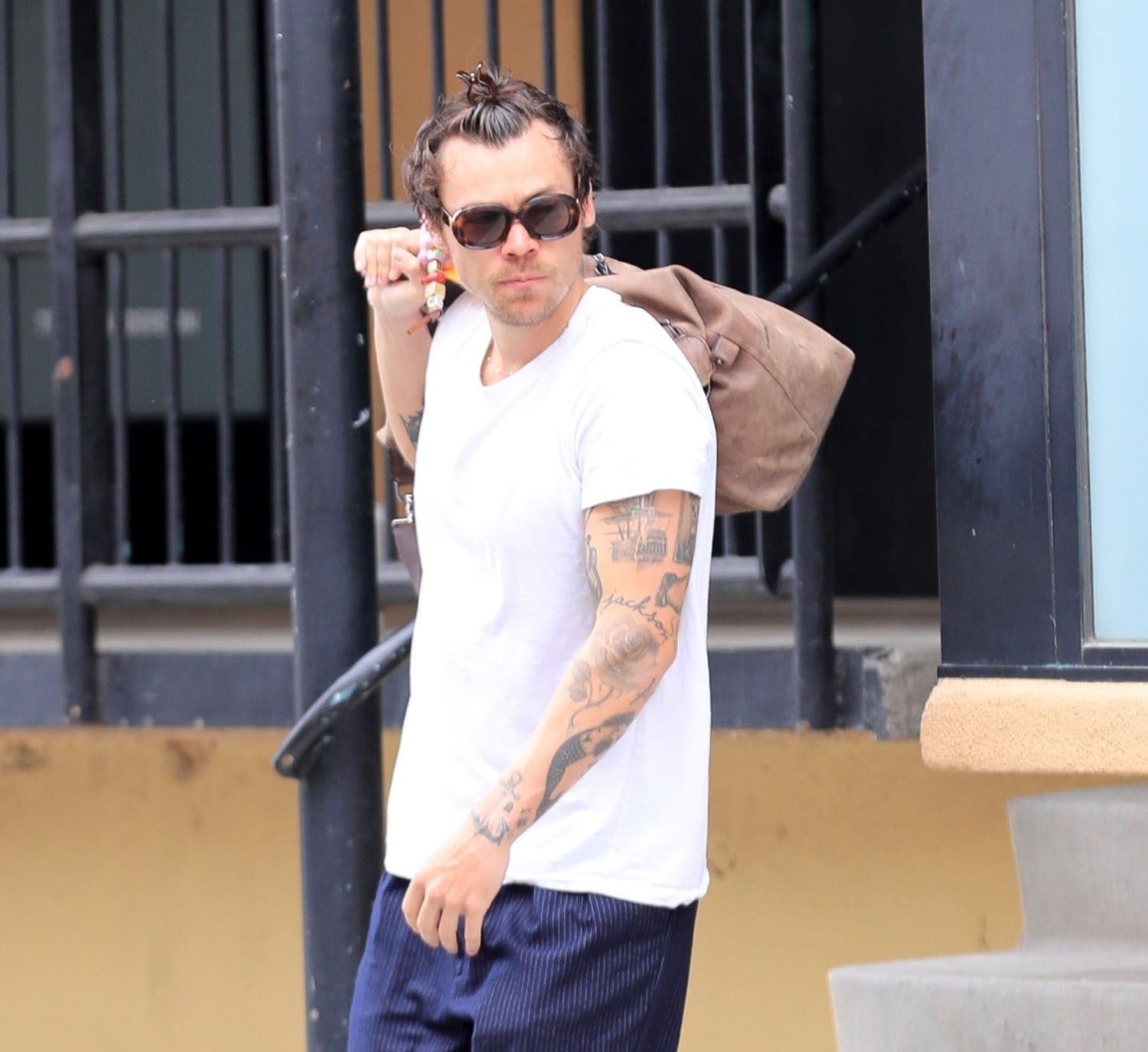 Harry leaving the gym in LA - April 17, 2023