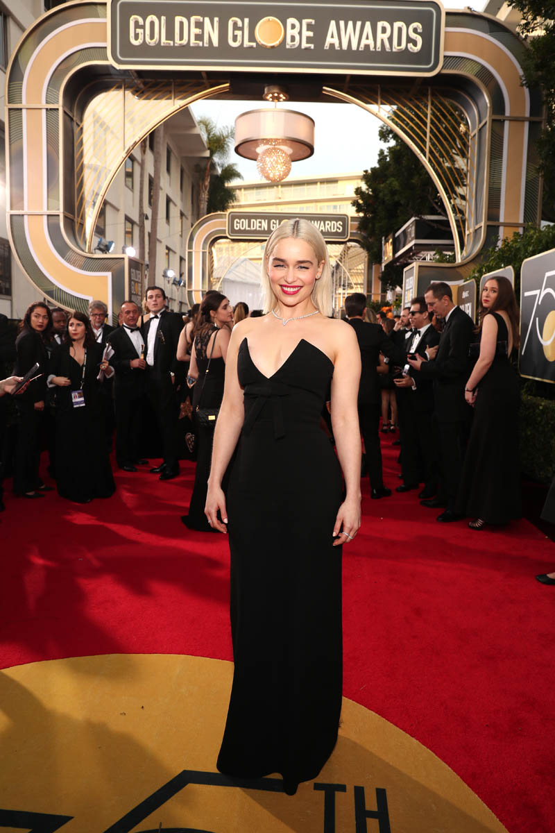Emilia Clarke looked great at the 2018 Globes and Kit 
