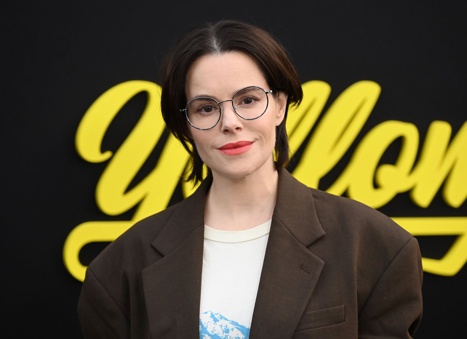 Emily Hampshire A Delight To Watch On Screen Stars In Sex Rom Com The End Of Sex 