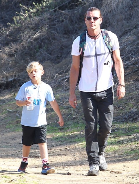 Gavin Rossdale’s hand on the nanny’s back/butt while hiking