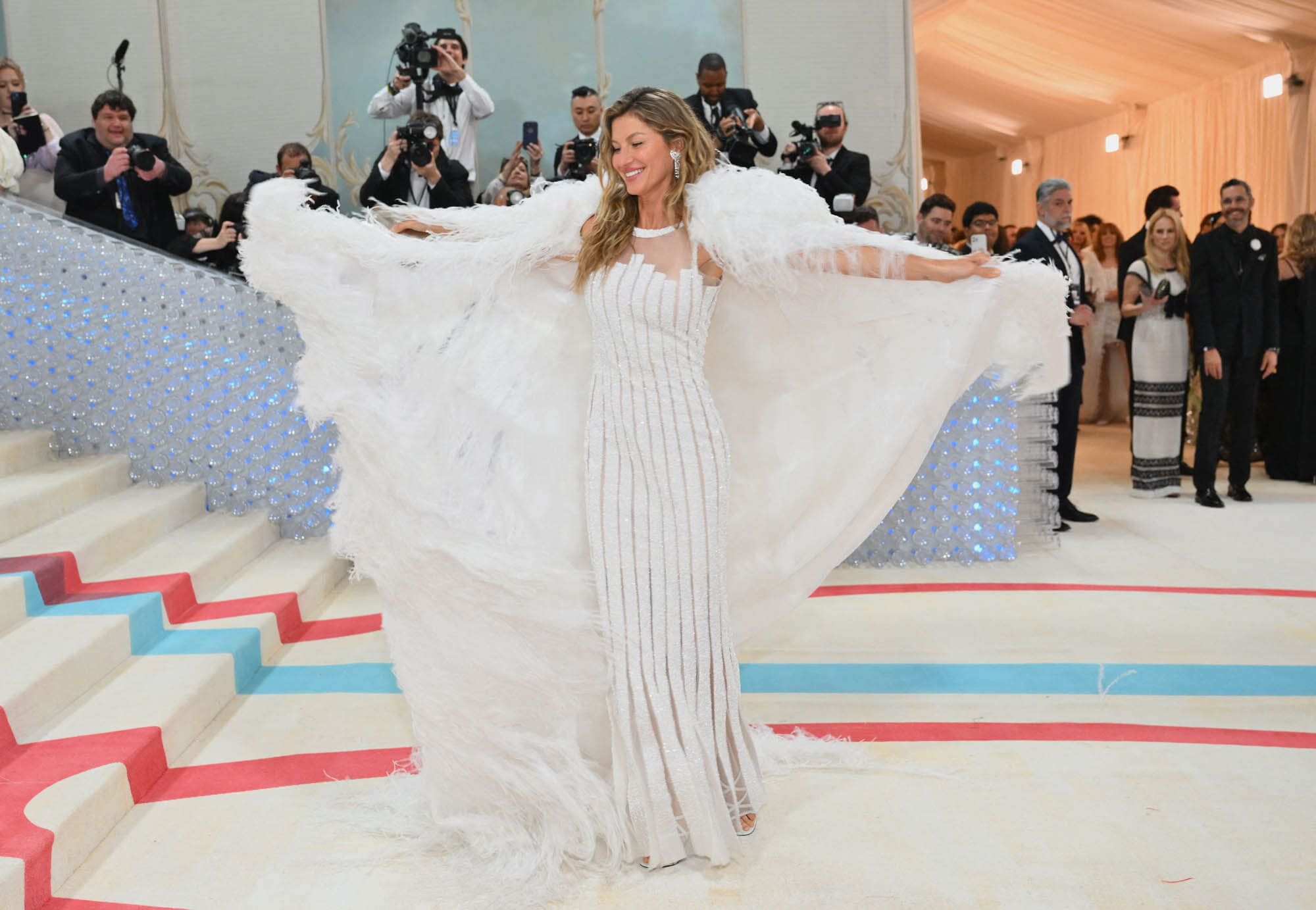 NEW YORK, NEW YORK - MAY 02: Bradley Cooper attend The 2022 Met Gala  Celebrating In America: An Anthology of Fashion at The Metropolitan  Museum of Art on May 02, 2022 in