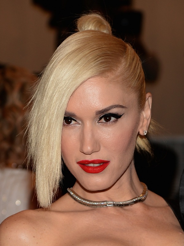 Gwen Stefani in Maison Martin Margiela at MET Gala 2013|Lainey Gossip ...