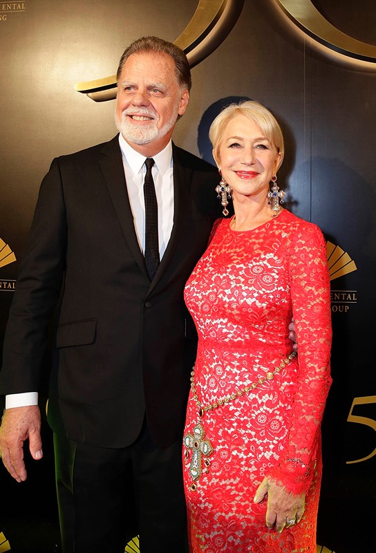 Helen Mirren was not attacked by an air conditioner in Hong Kong like ...