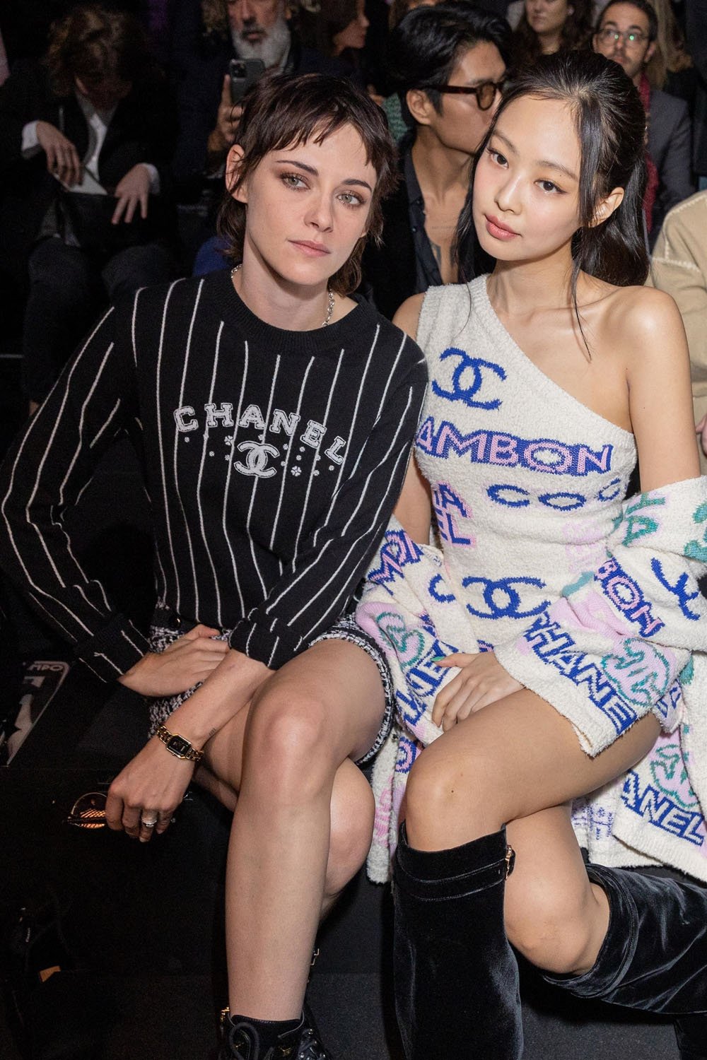 BLACKPINK's Jennie makes entrance at the Chanel show in Paris that goes  viral while Kristen Stewart wears the polarising wolf haircut in the front  row