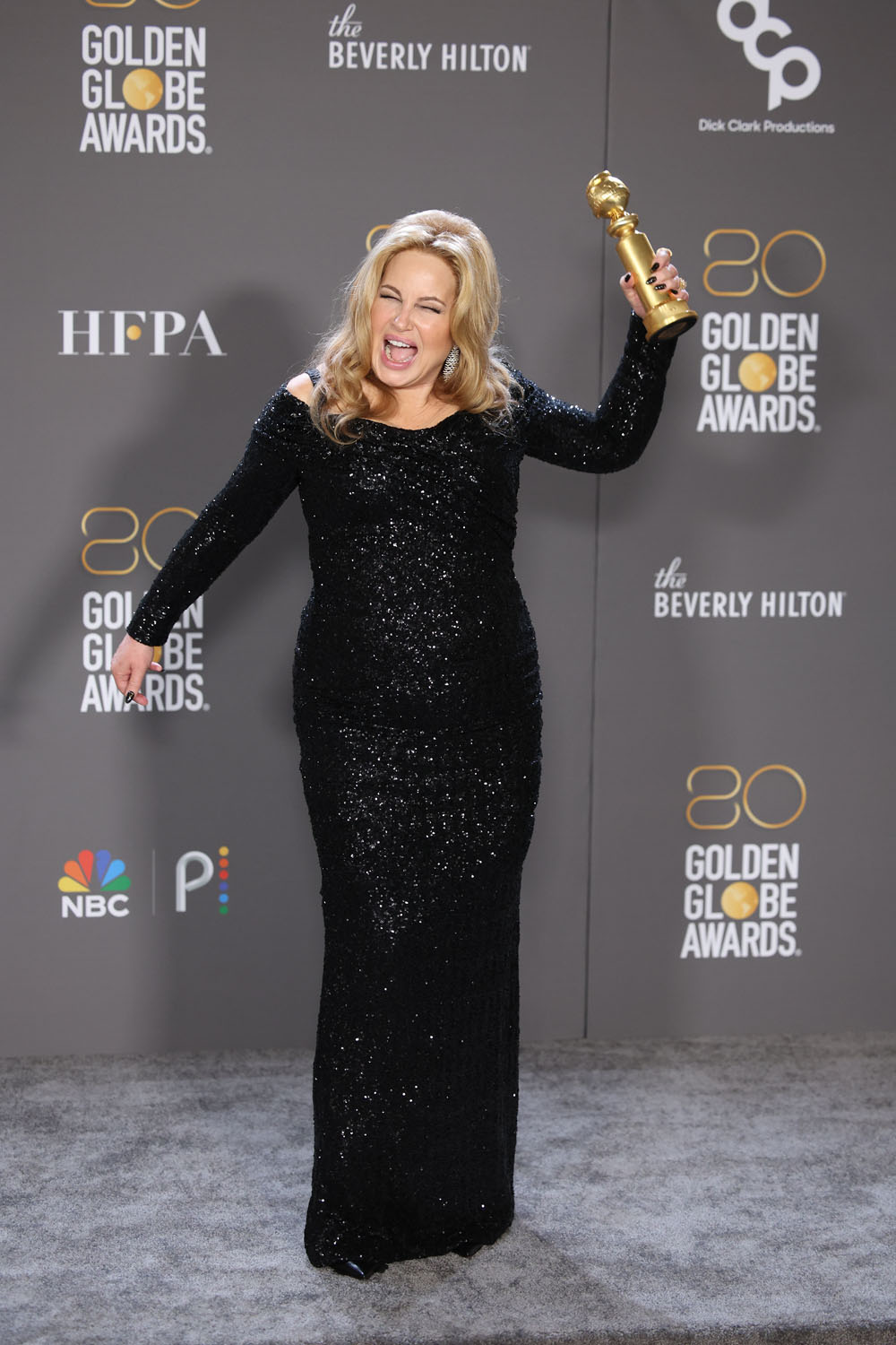 Best Part of the 2023 Golden Globes? Jennifer Coolidge and Mike