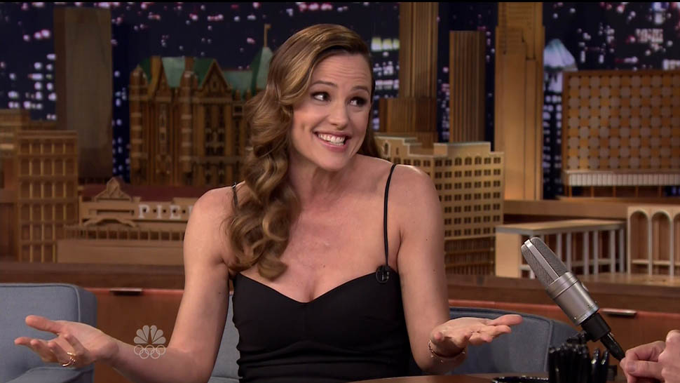 Jennifer Garner Is Feeling Herself On The Tonight Show With Jimmy Fallon While Promoting
