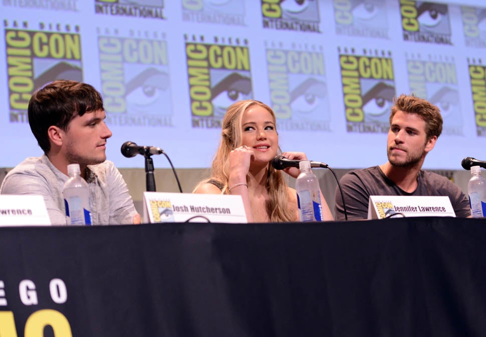Hunger Games: Mockingjay - Part 2 Comic-Con promo: Unite