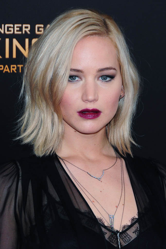 Jennifer Lawrence’s big weekend as Mockingjay 2 is