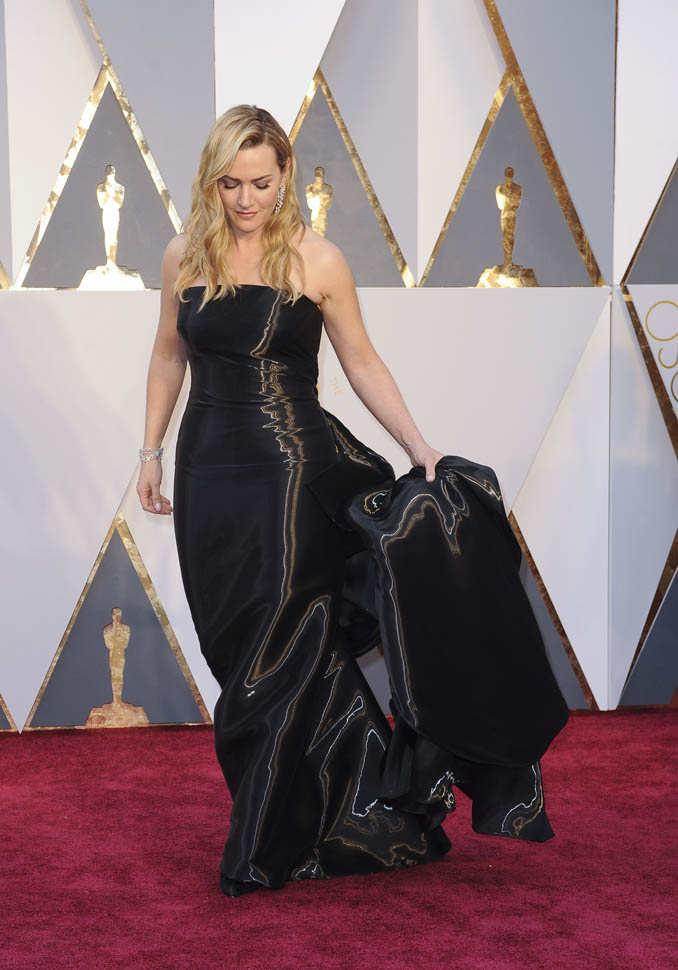 Kate Winslet at the Academy Awards|Lainey Gossip Update