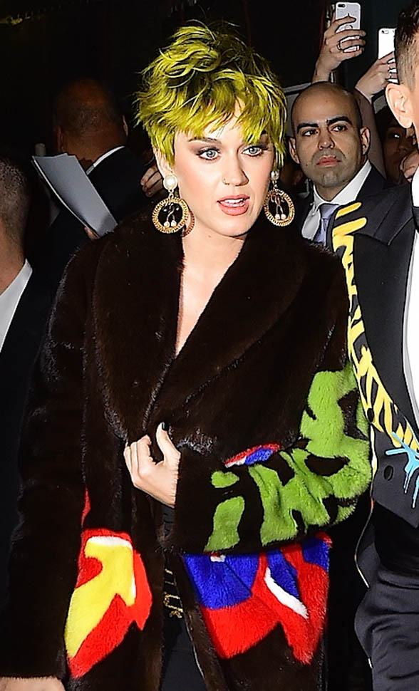 hoofdkussen Encyclopedie gezantschap Katy Perry and John Mayer seen arriving at MET Gala after party  together|Lainey Gossip Entertainment Update