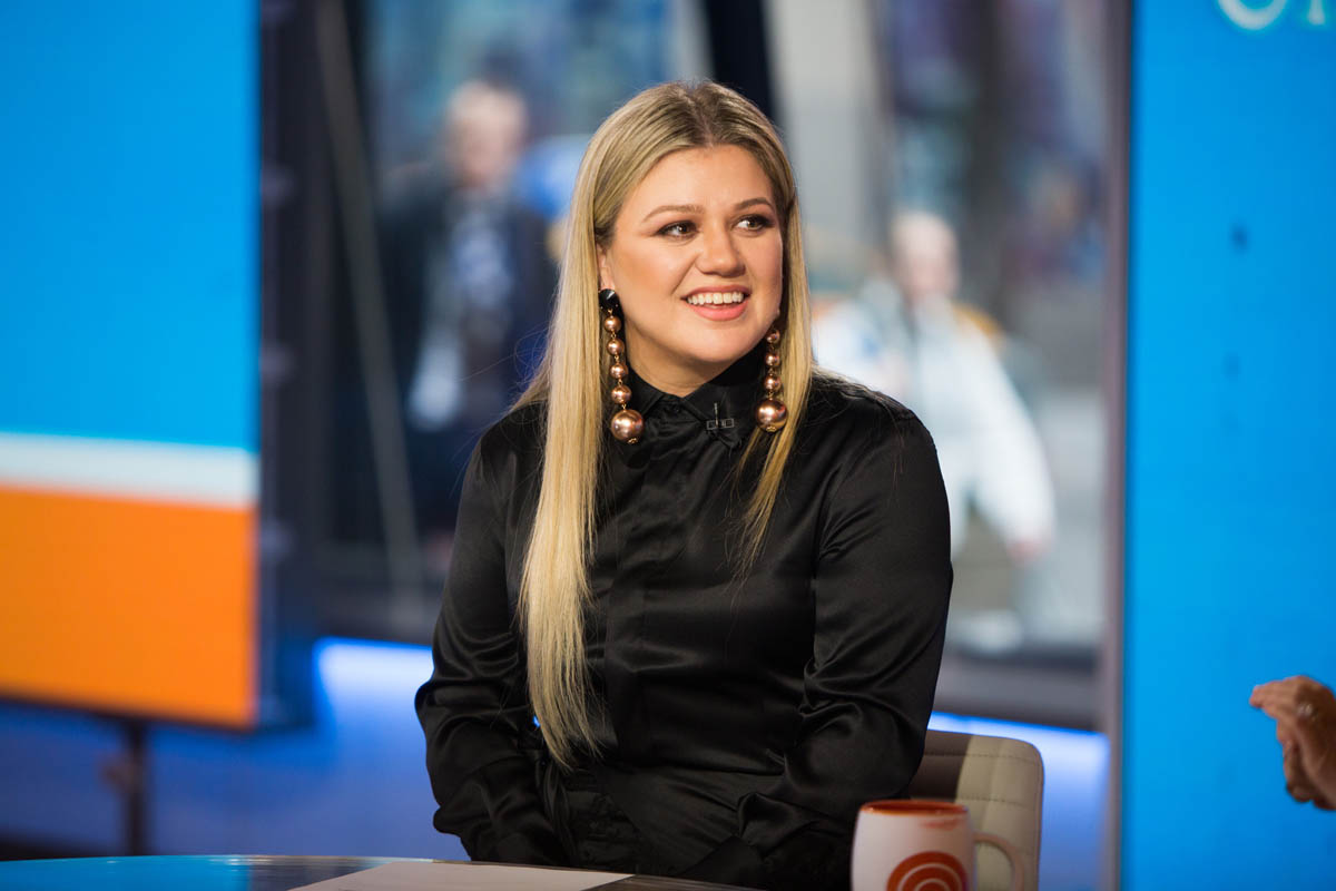 Kelly Clarkson saves The Voice as new coach1200 x 800