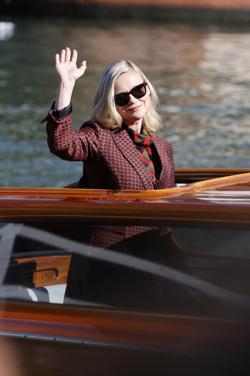 Kirsten Dunst Styled Beautifully In Another Outstanding Outfit During The Venice Film Festival