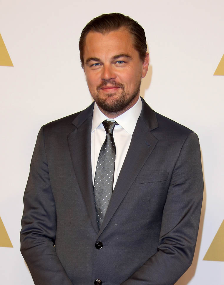 Matt Damon teases Leonardo DiCaprio about being cold in The Revenant at ...