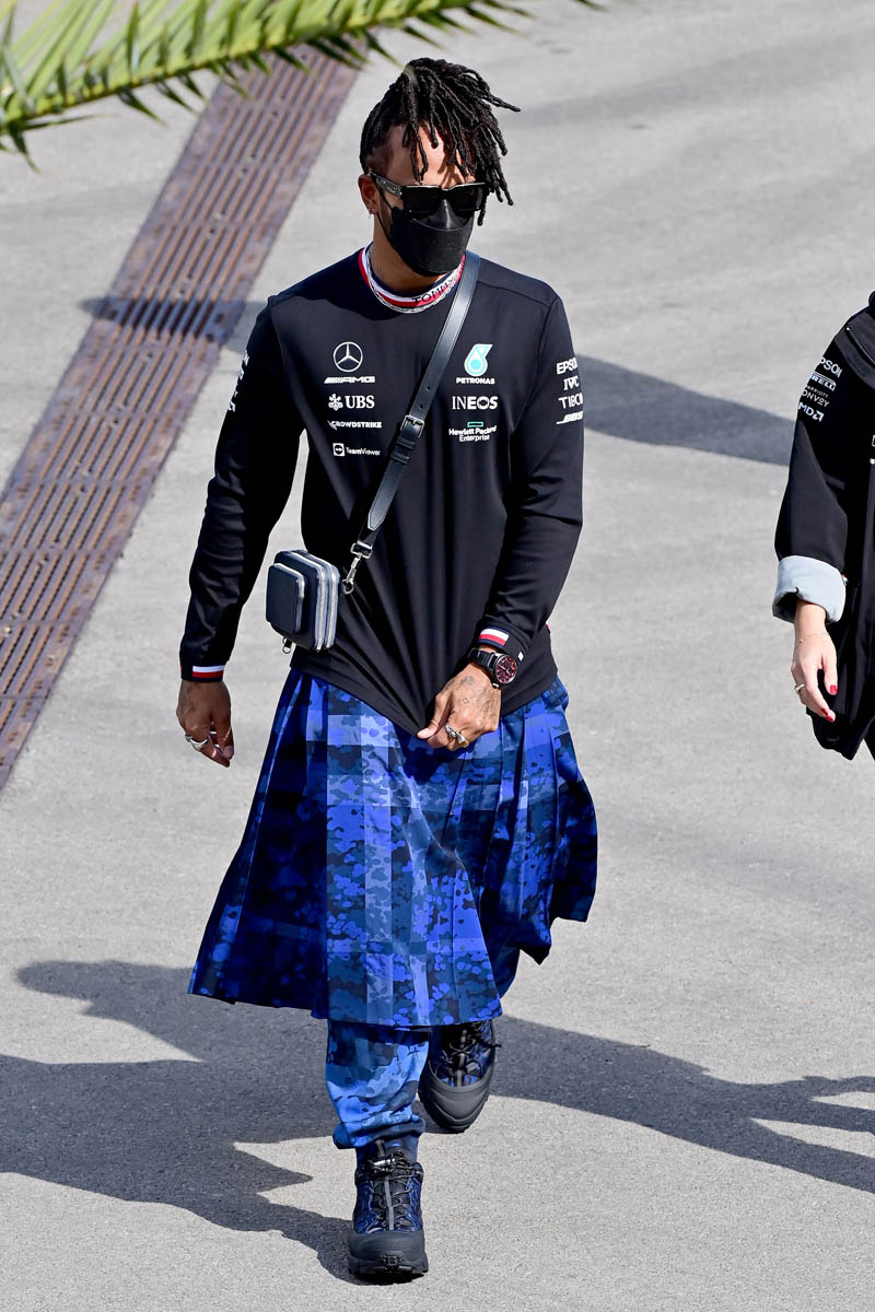 Lewis Hamilton looks amazing in blue Burberry kilt in Turkey