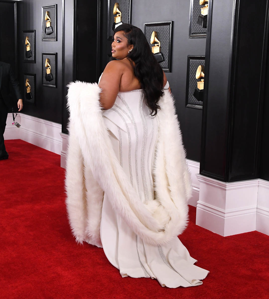 Lizzo and Ariana Grande stood out at the Grammys in over ...