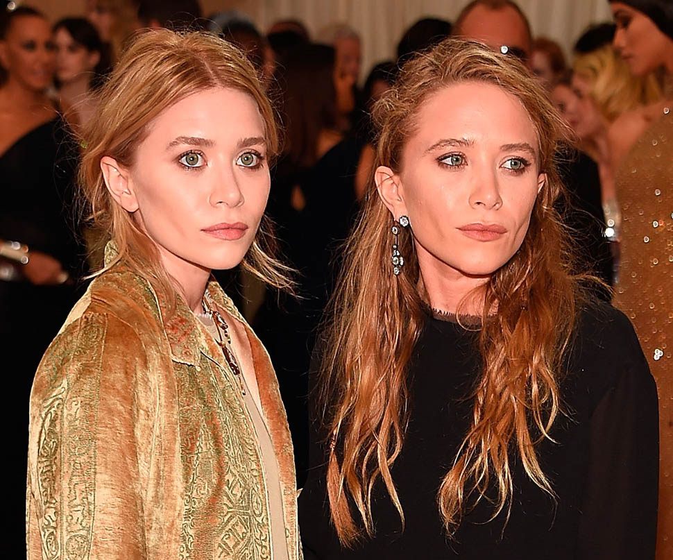 Mary Kate And Ashley Olsen Look Like Smokers At The 2016 Met Gala 