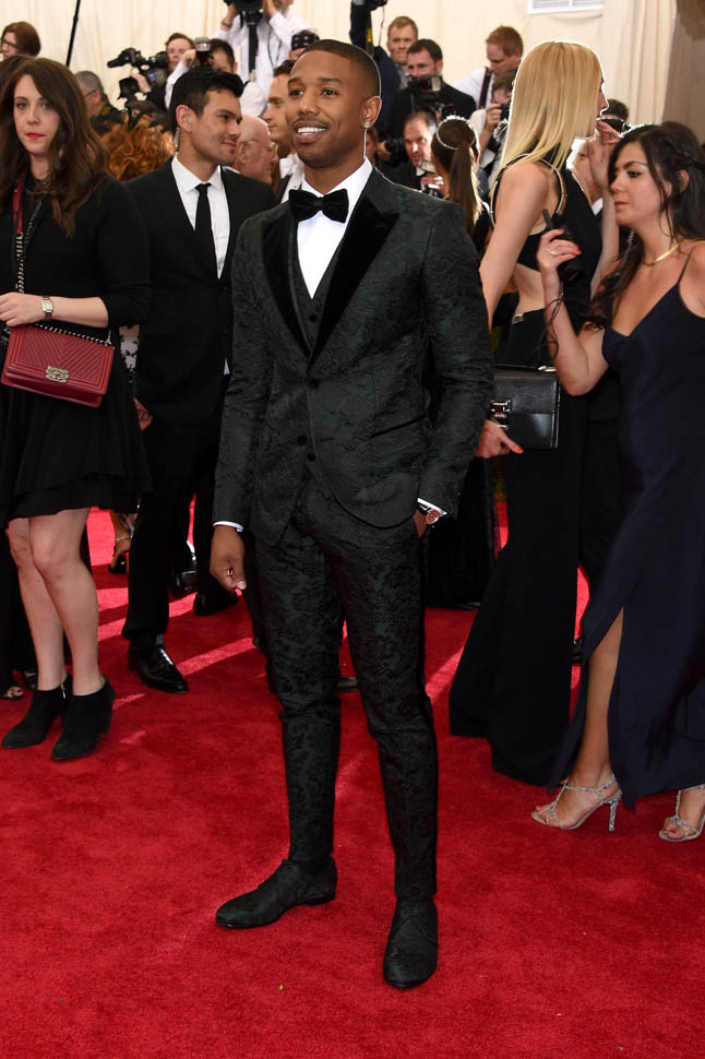 Michael B Jordan Suits Up For Met Gala 2015!