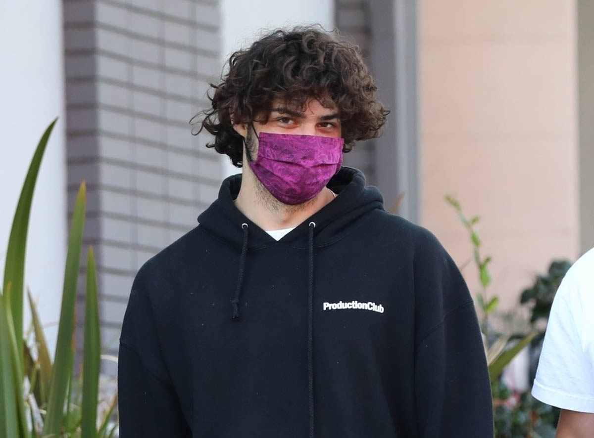 Noah Centineo Got The Internet Talking After Showing Off His Superhero Transformation On Instagram