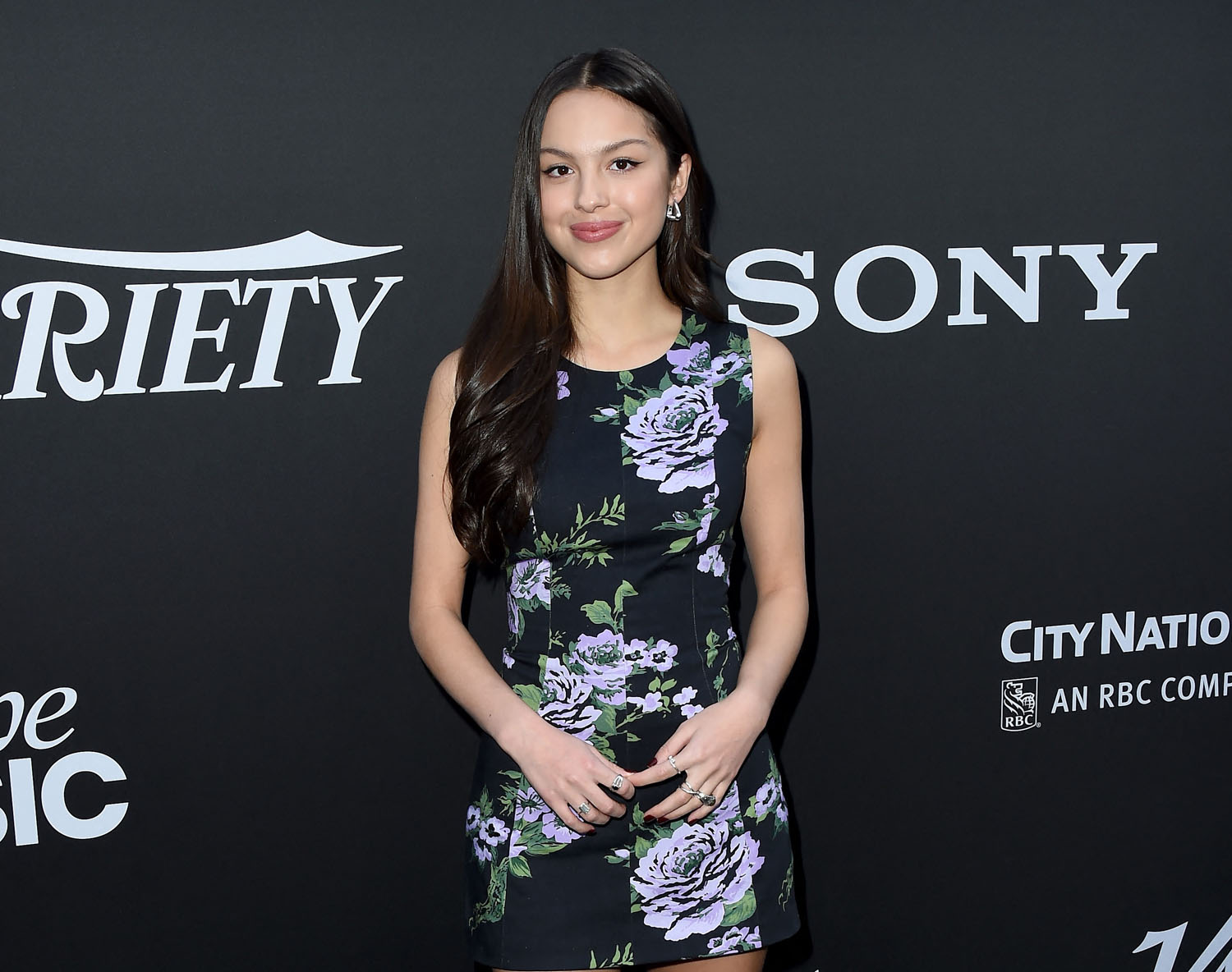 Olivia Rodrigo Revives a Polarizing Y2K Top