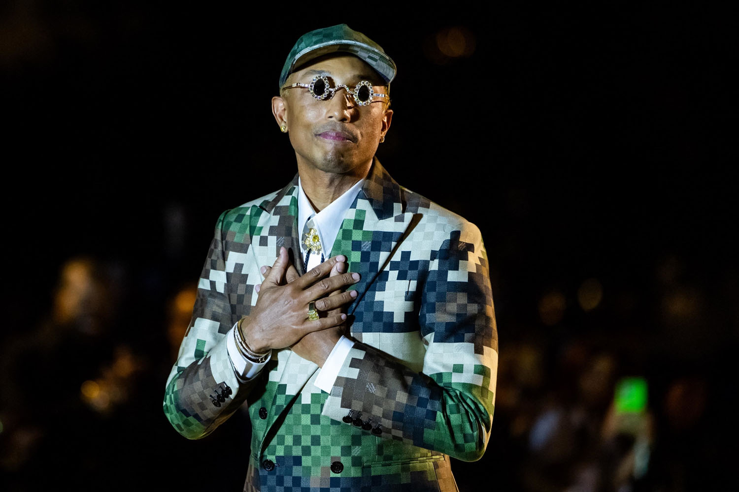 Fashion Week: Pharrell Williams' show for Louis Vuitton criticized